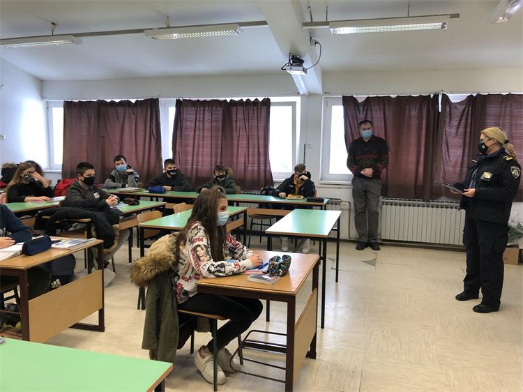 Slika /PU_VP/Slike_Vijesti/Evakuacija 4.jpg